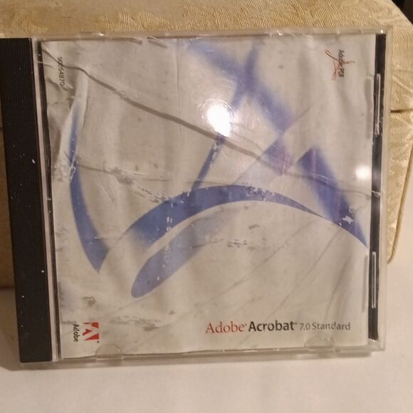Adobe Acrobat 7.0 Standard 90054870 Windows CD Rom - Picture 1 of 4